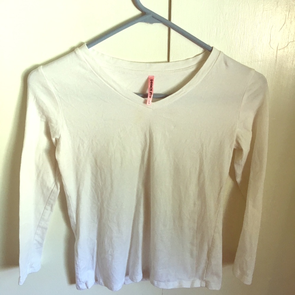 White v neck long sleeve